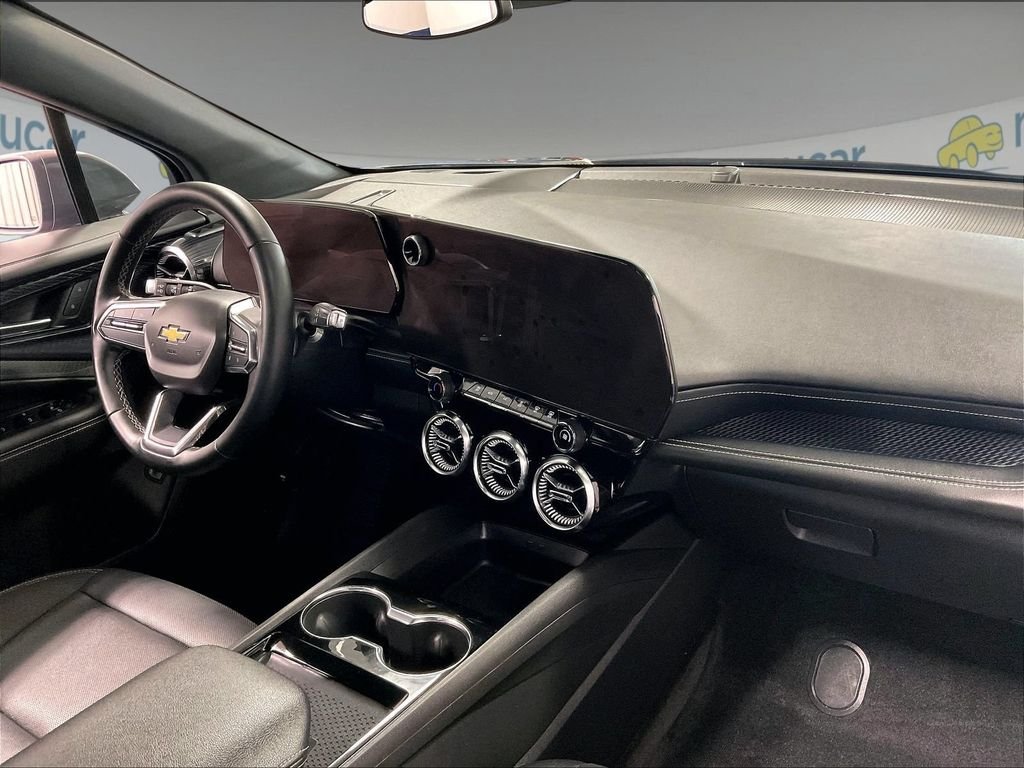 Used 2024 Gray Chevrolet LT image 14