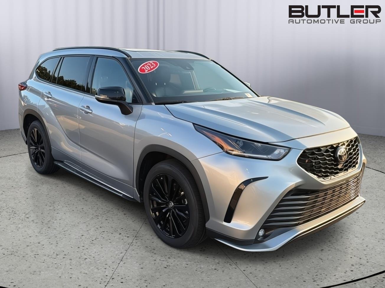 Used 2023 Celestial Silver Metallic Toyota XSE image 8