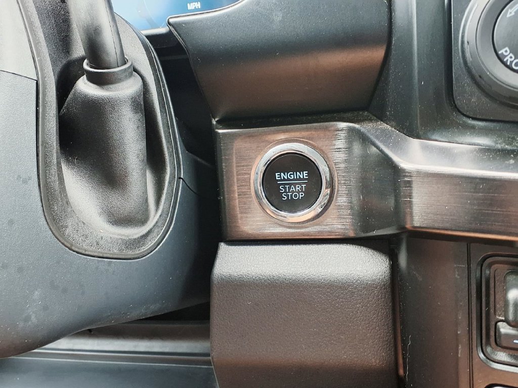 Used 2023 White Ford Lariat image 20