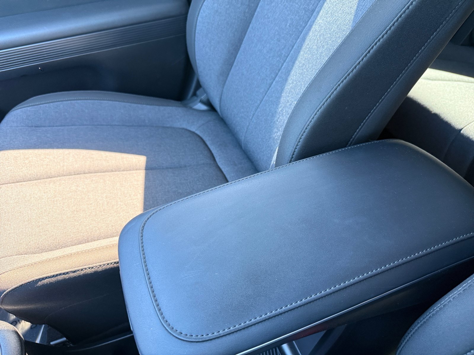 Used 2024 White Hyundai SEL image 14