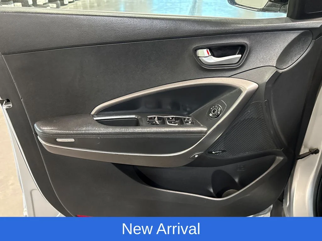 Used 2013 Silver Hyundai 2.0L Turbo image 9