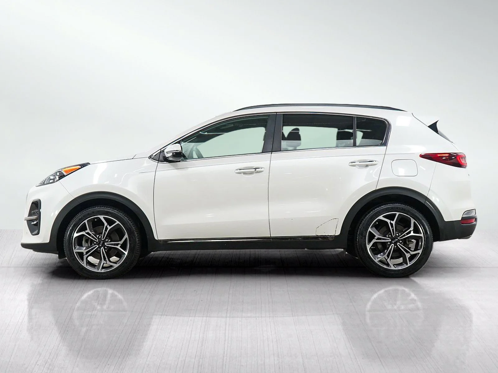 Used 2021 Kia Sportage SX Turbo with VIN KNDPR3A67M7848432 for sale in Burnsville, Minnesota