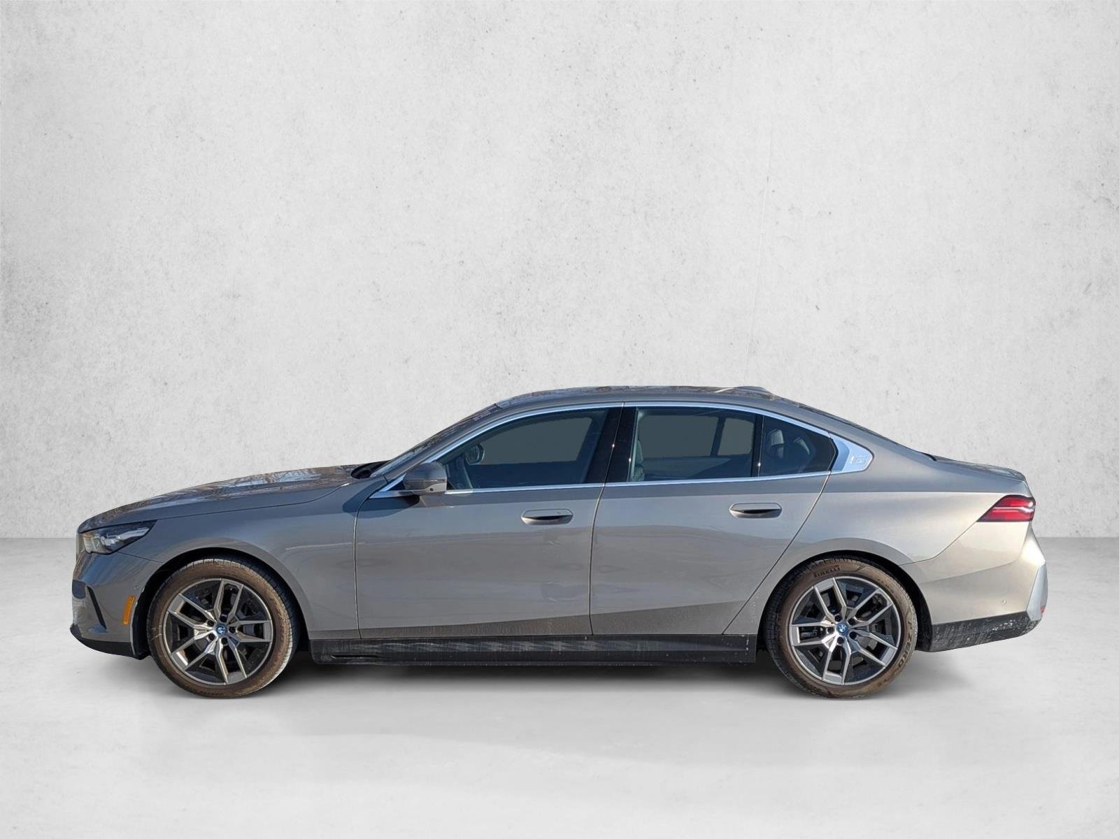 2025 BMW i5 40 - Photo 9