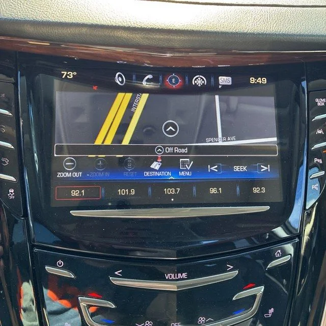 Used 2019 Gray Cadillac Luxury image 6