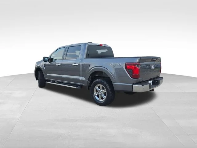 Used 2024 Gray Ford XLT image 4