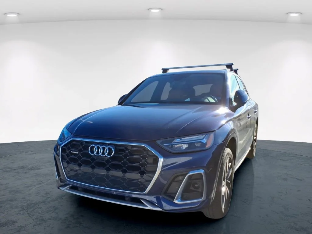 Used 2022 Blue Audi 45 S line Premium image 5