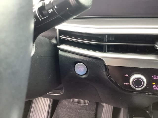 2024 Kia Sorento EX - Photo 38