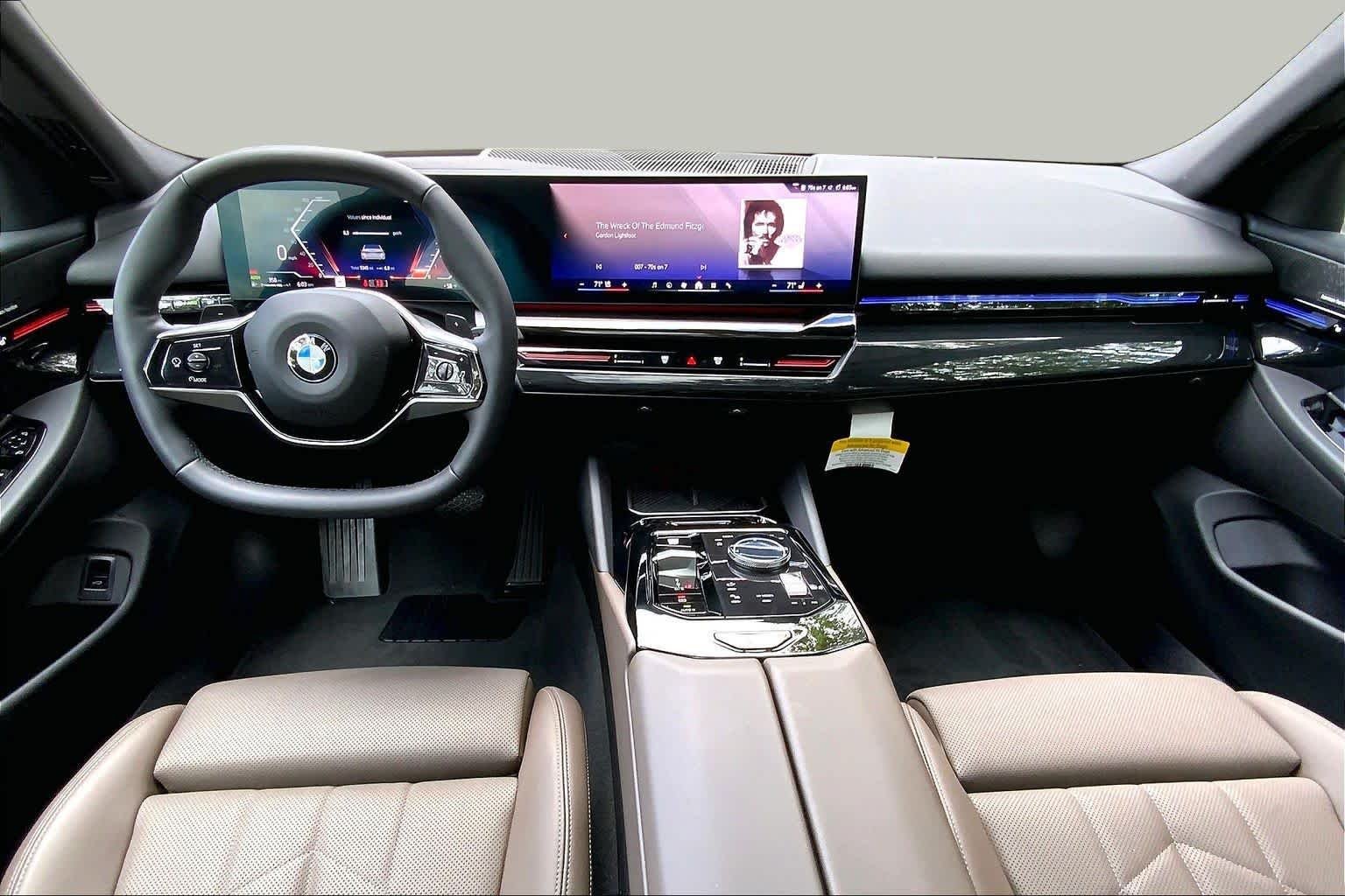 Used 2026 Mineral White Metallic BMW 530i xDrive image 15
