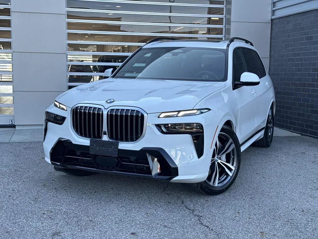 2026 BMW X7 xDrive40i's photo