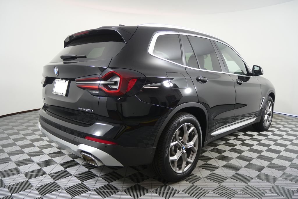 Certified Used 2024 Jet Black BMW sDrive30i image 3