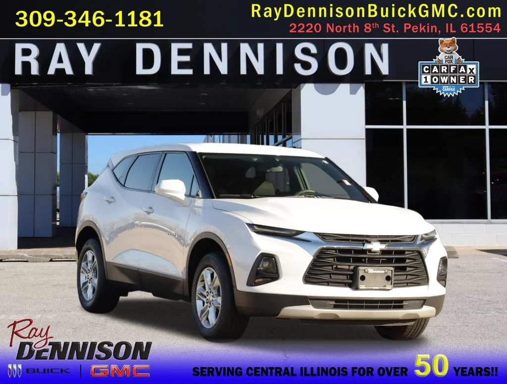 Used 2021 Summit White Chevrolet 1LT image 1