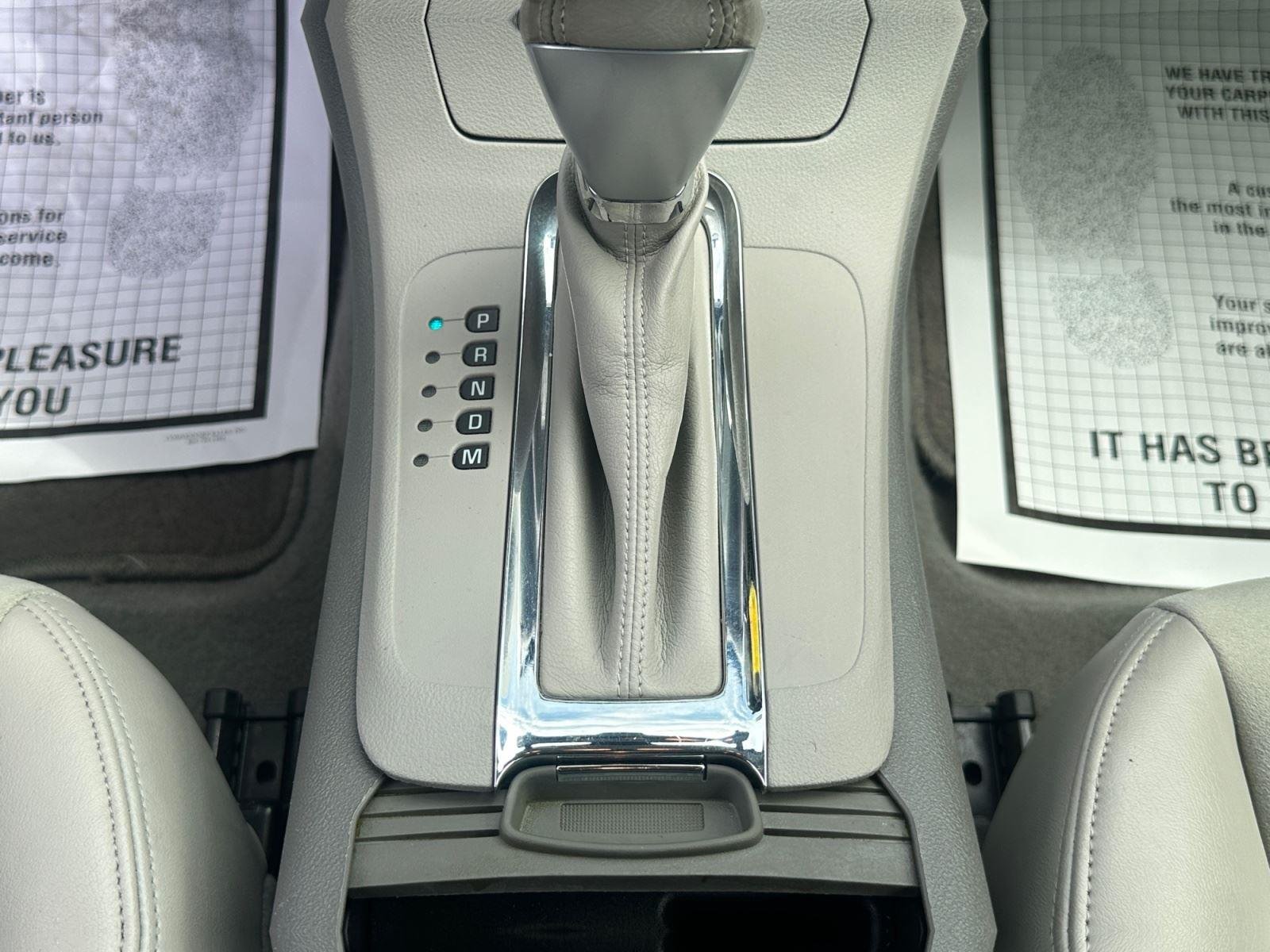 Used 2008 Silverstone Metallic Chevrolet LT w/2LT image 23