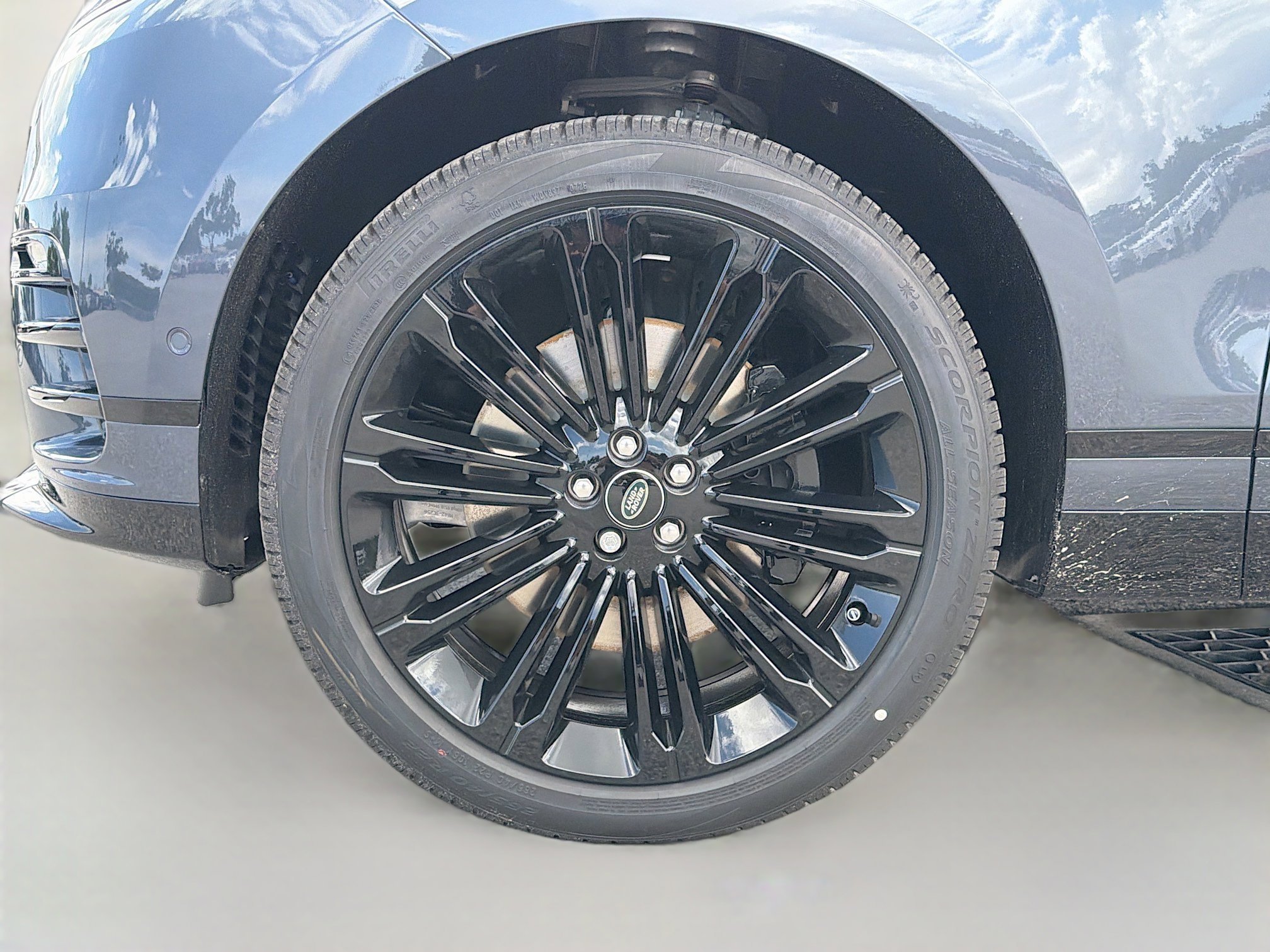 New 2026 Varesine Blue LAND ROVER  image 42