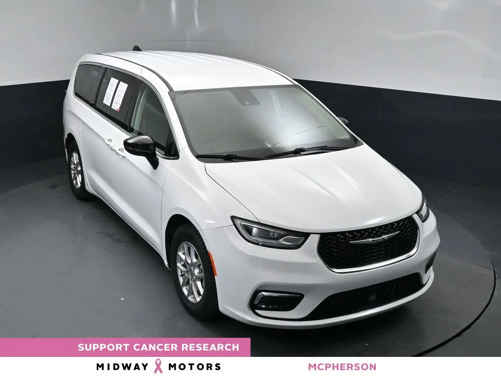 2024 Chrysler Pacifica