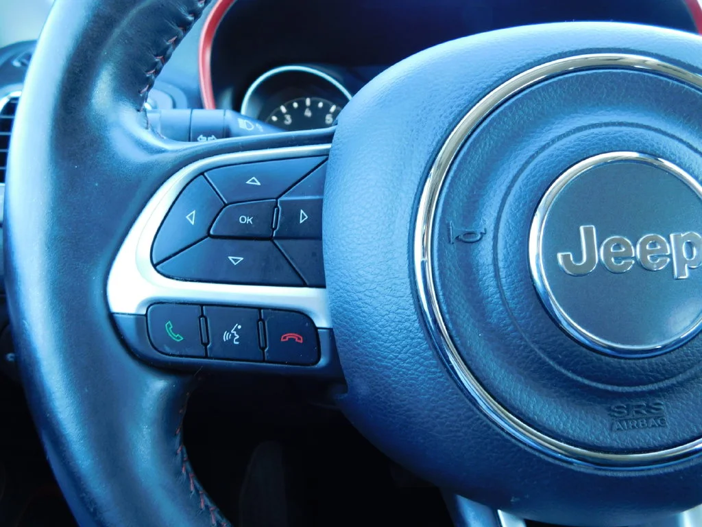 Used 2018 Laser Blue Jeep Trailhawk image 28