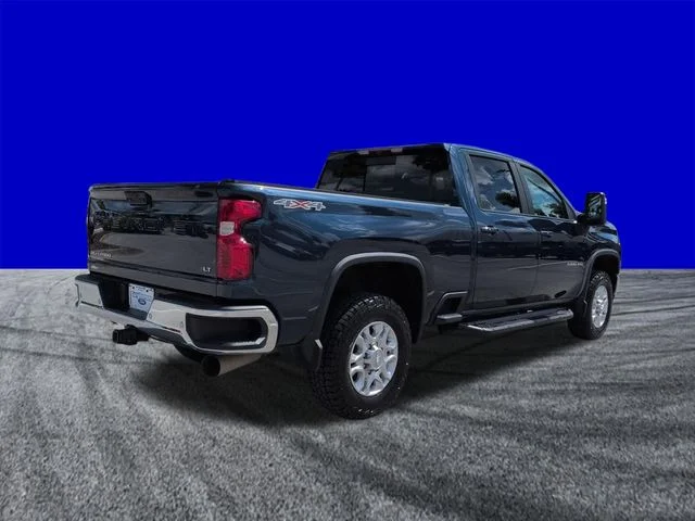 Certified Used 2020 Northsky Blue Metallic Chevrolet LT image 4