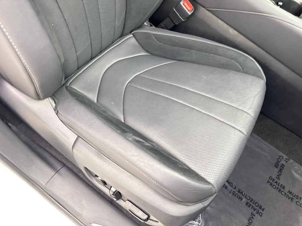 Used 2023 White Lexus 500h F SPORT Performance image 48