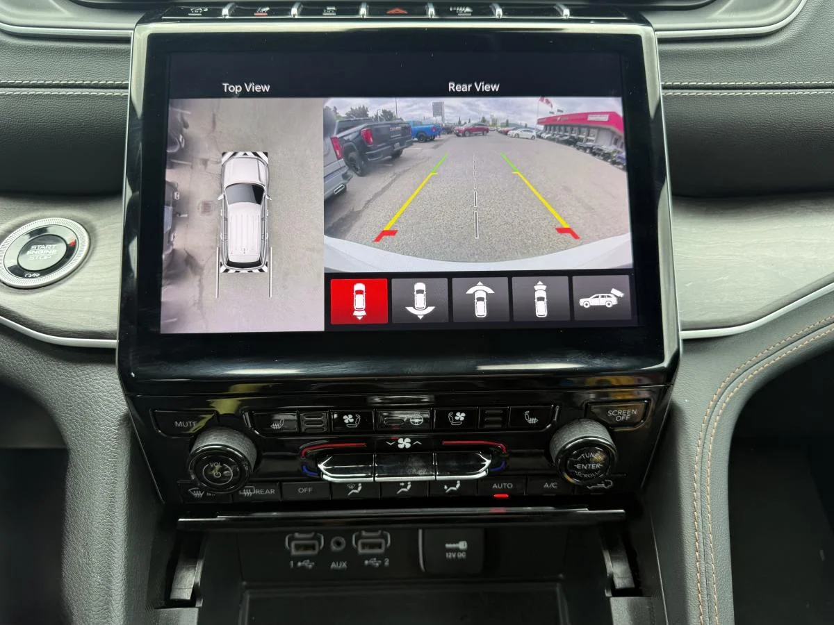 Used 2024 White Jeep Limited image 31