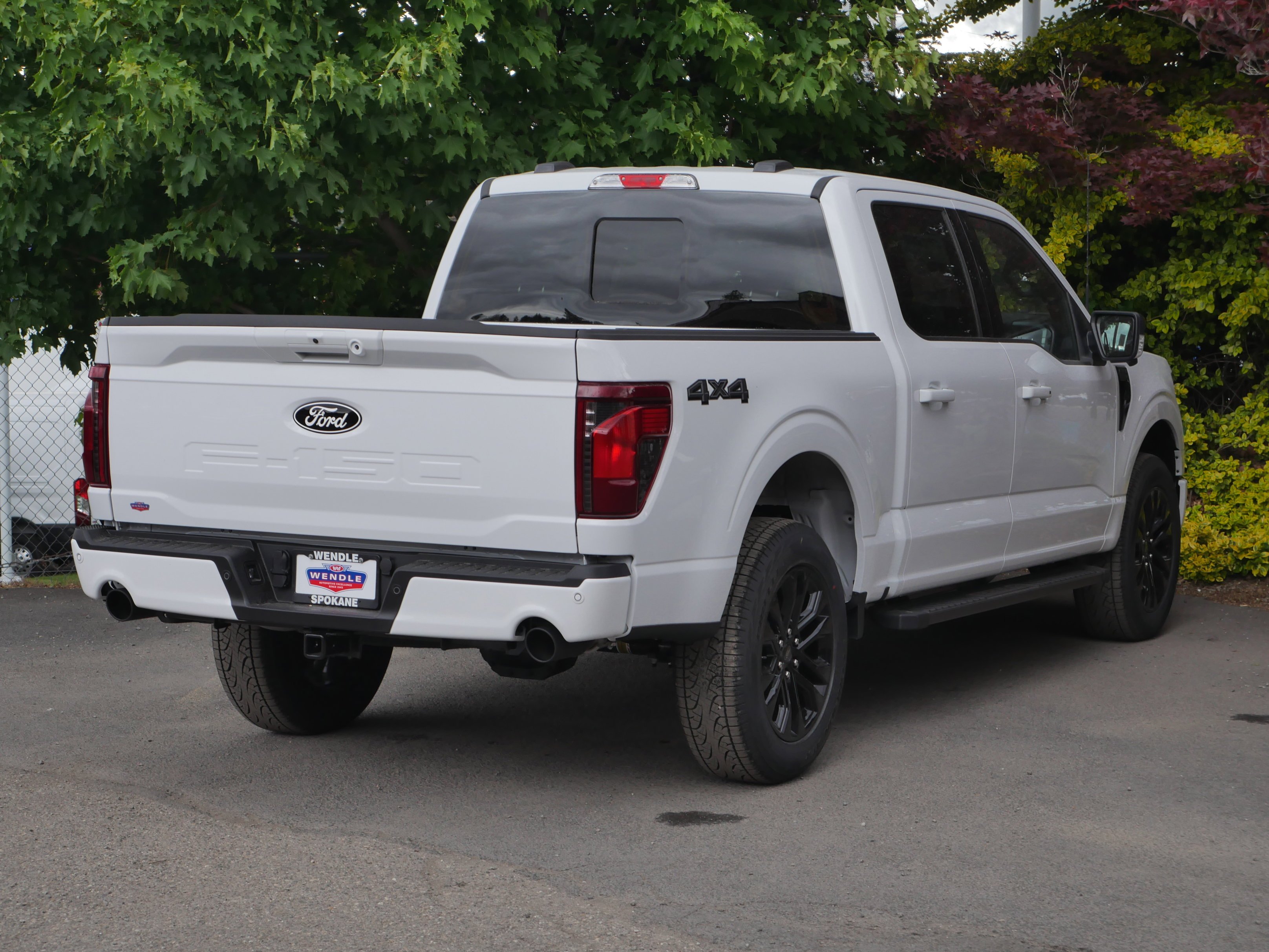 New 2026 Oxford White Ford XLT image 24