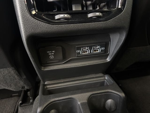 Used 2025 Metallic Jeep Limited image 21