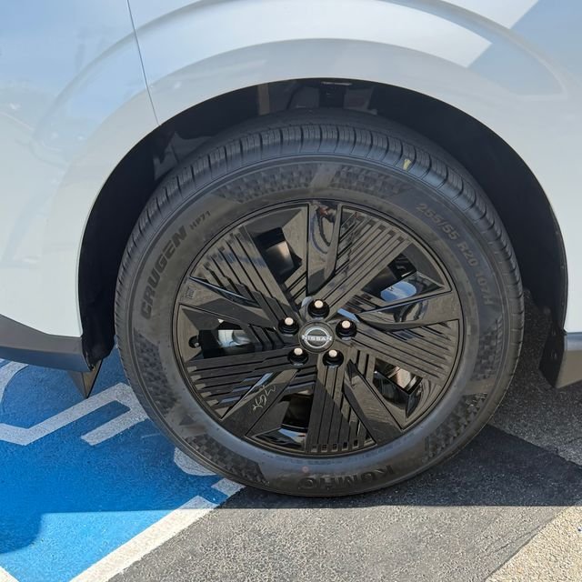 New 2026 Everest White Pearl TriCoat Nissan SV image 11