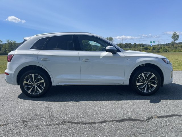 Used 2024 White Audi S line Premium image 5