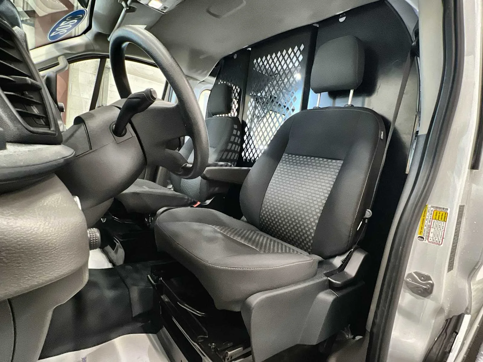 Used 2022 Oxford White Ford  image 13