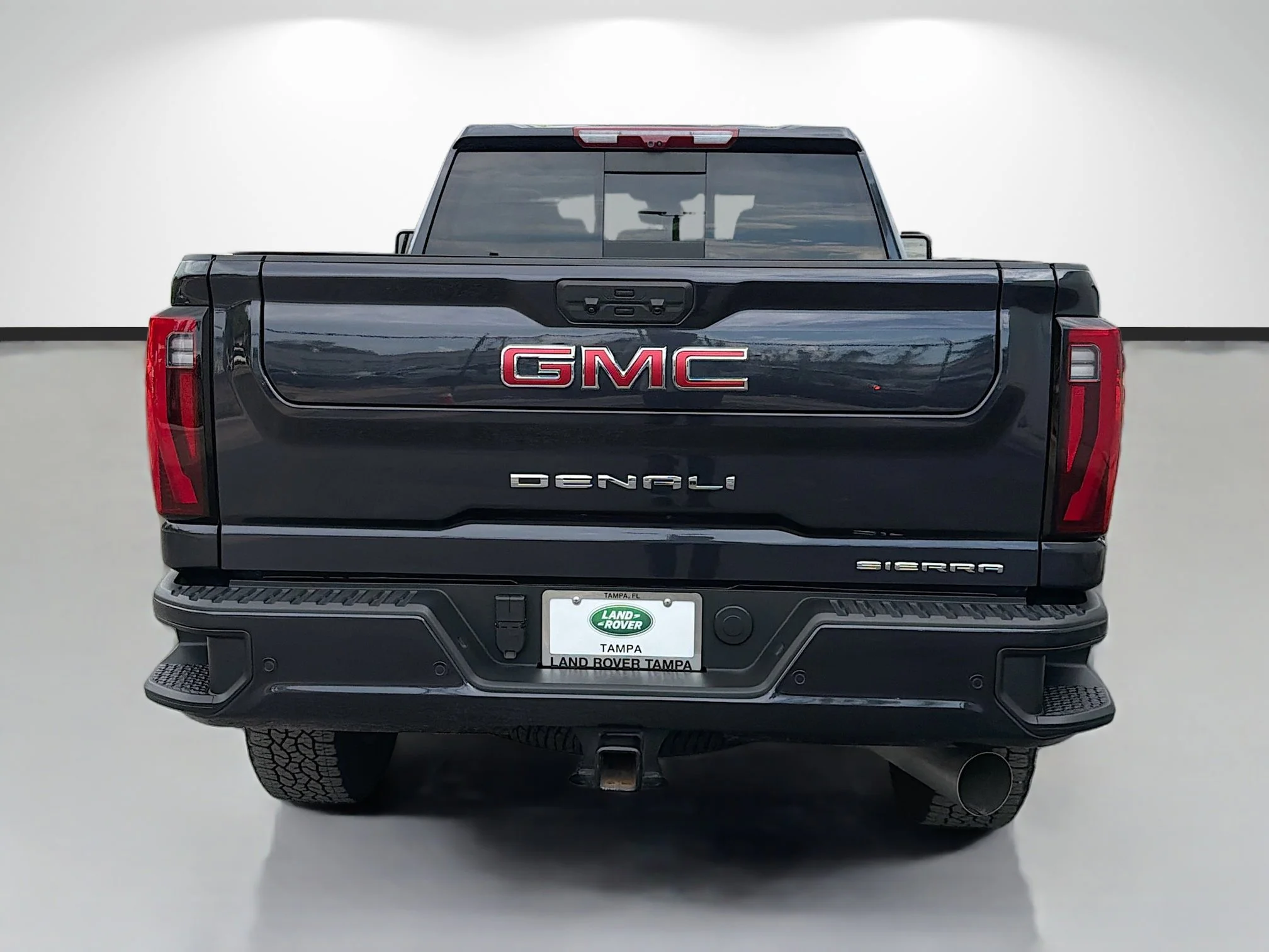 Used 2025 Titanium Rush Metallic GMC Denali image 4