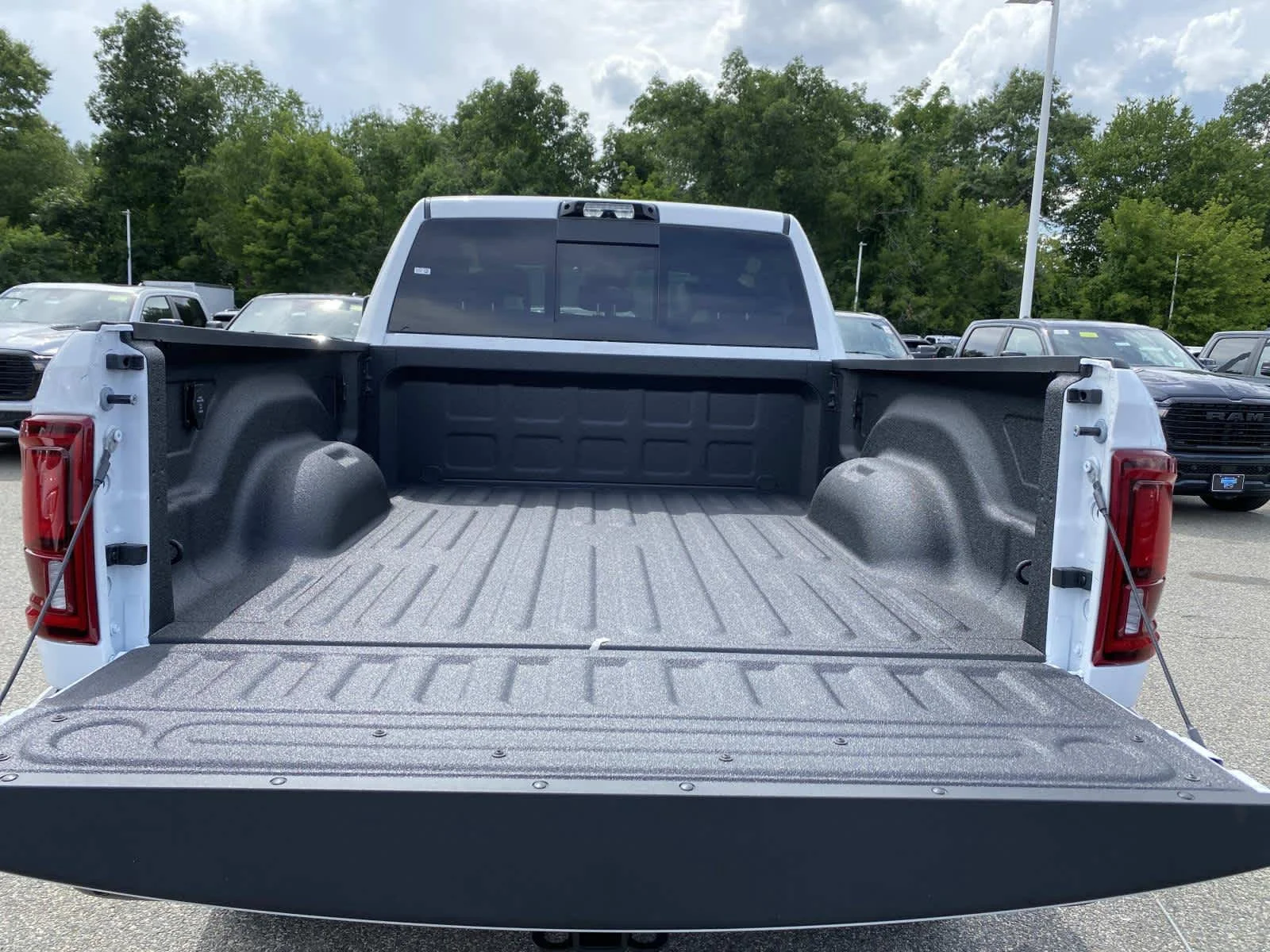 New 2026 Bright White Clear-Coat Exterior Paint RAM Laramie image 5