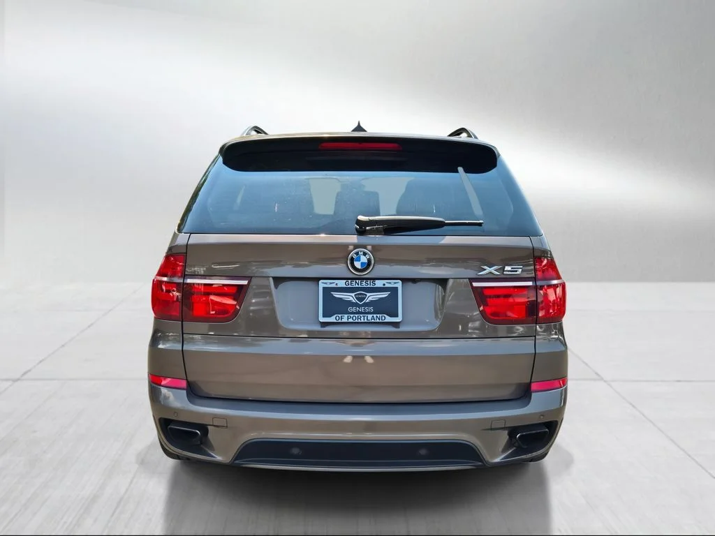 Used 2013 Bronze Metallic BMW xDrive50i image 4