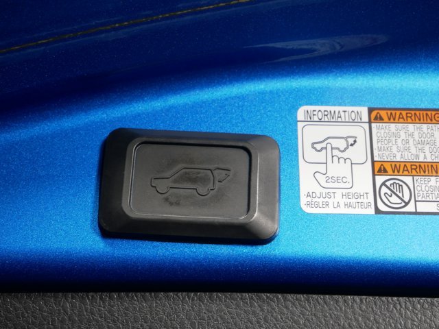 Used 2018 Electric Storm Blue Toyota Hybrid XLE image 15