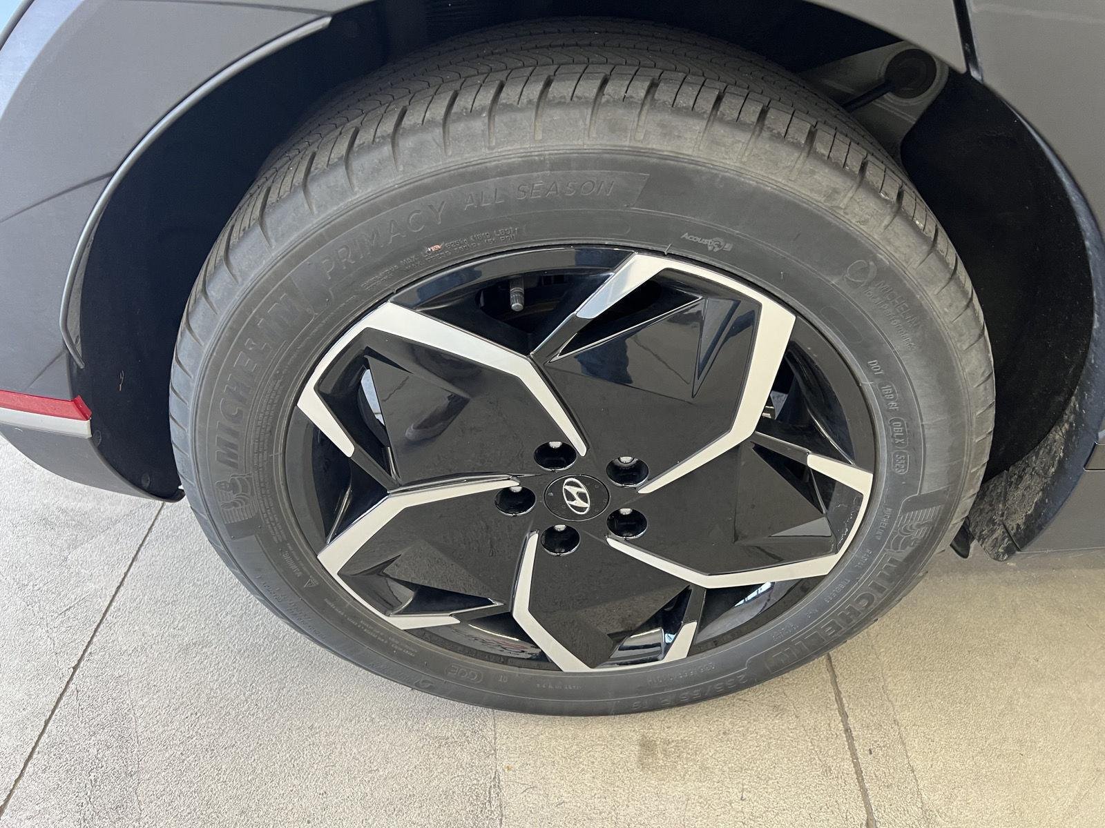 2024 Hyundai IONIQ 5 SEL - Photo 8