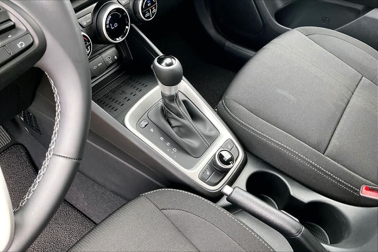 New 2026 Onyx Black Hyundai SEL image 7