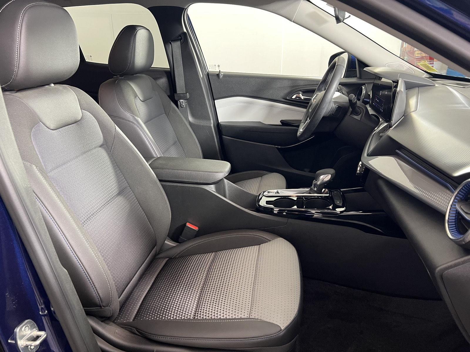 Used 2024 Blue Glow Metallic Chevrolet LT image 21