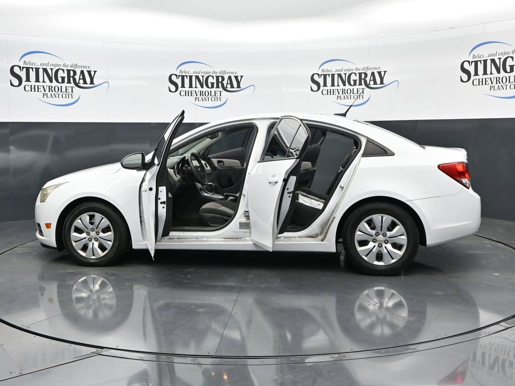 Used 2014 SUMMIT WHITE Chevrolet LS image 37