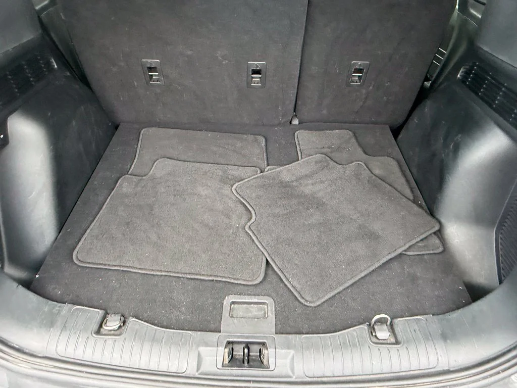 Certified Used 2022 Gray Ford SE image 40