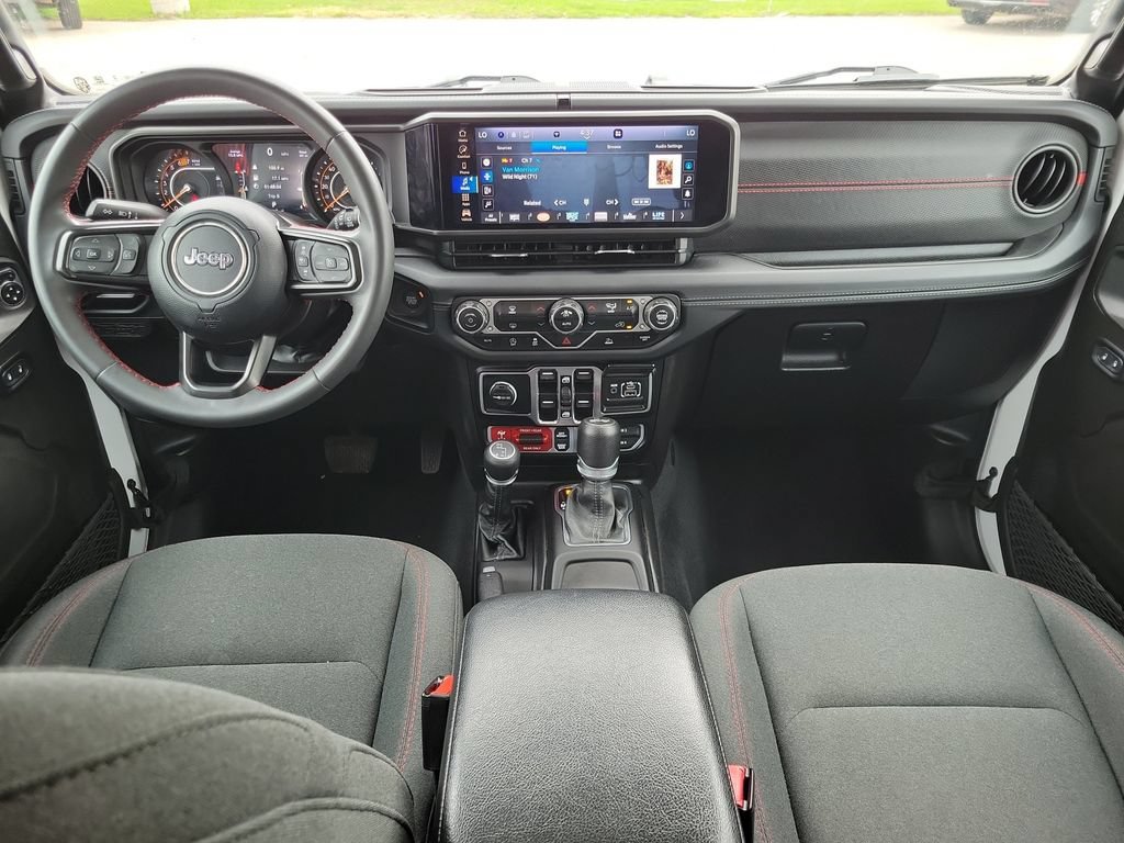 2024 Jeep Wrangler 4-Door Rubicon - Photo 11