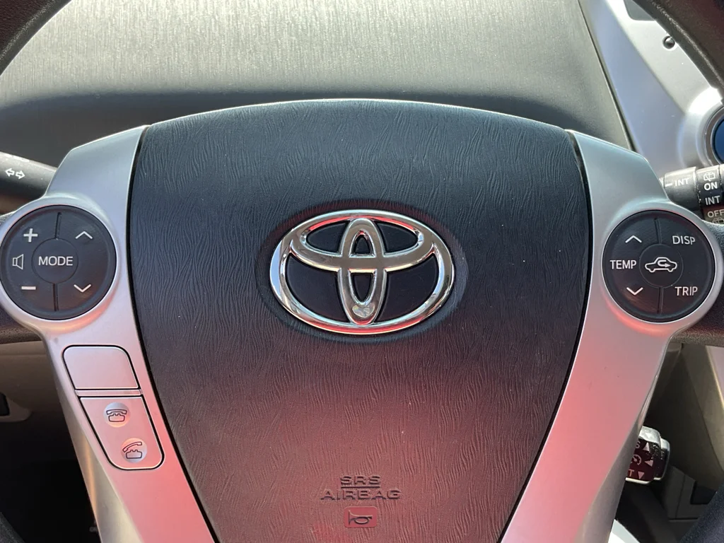 Used 2014 Magnetic Gray Metallic Toyota Two image 26