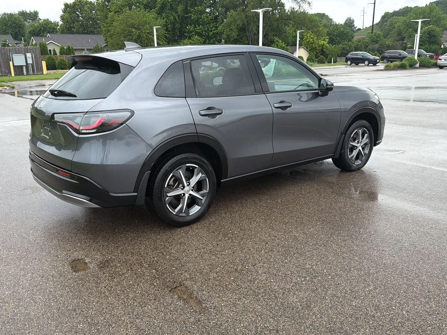 Used 2024 Modern Steel Metallic Honda EX-L image 2