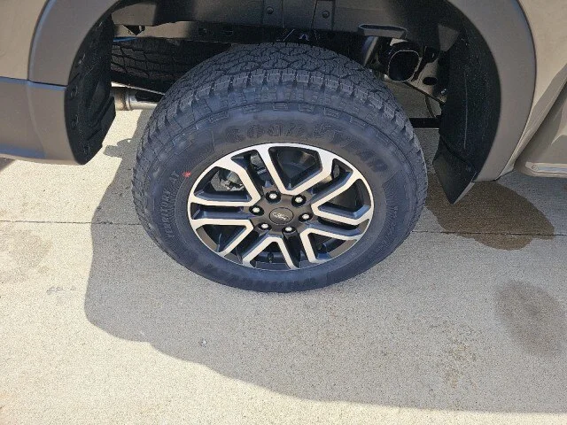 New 2026 Marsh Gray Ford Lariat® image 31