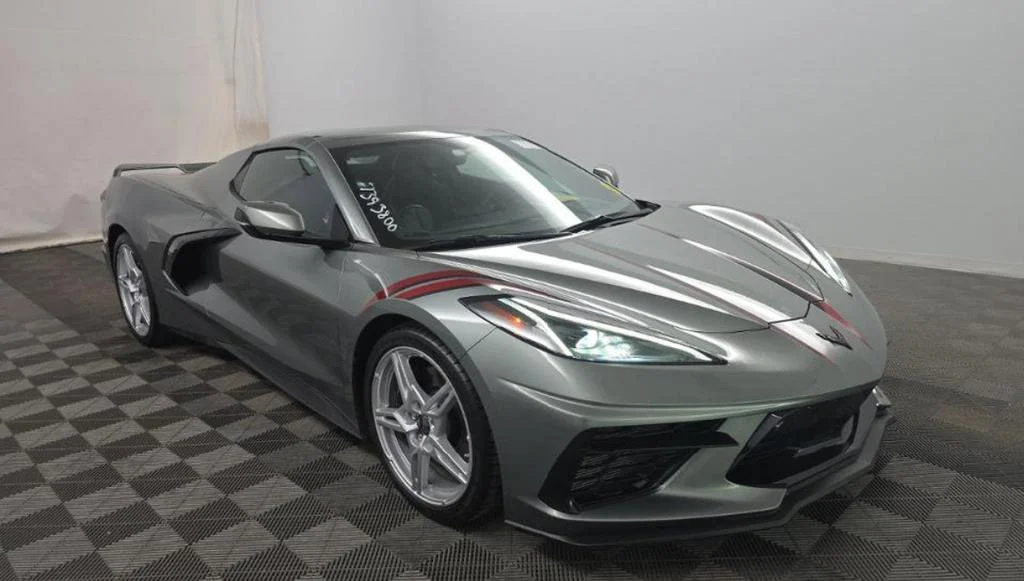 Used 2023 Hypersonic Gray Metallic Chevrolet 2LT image 1