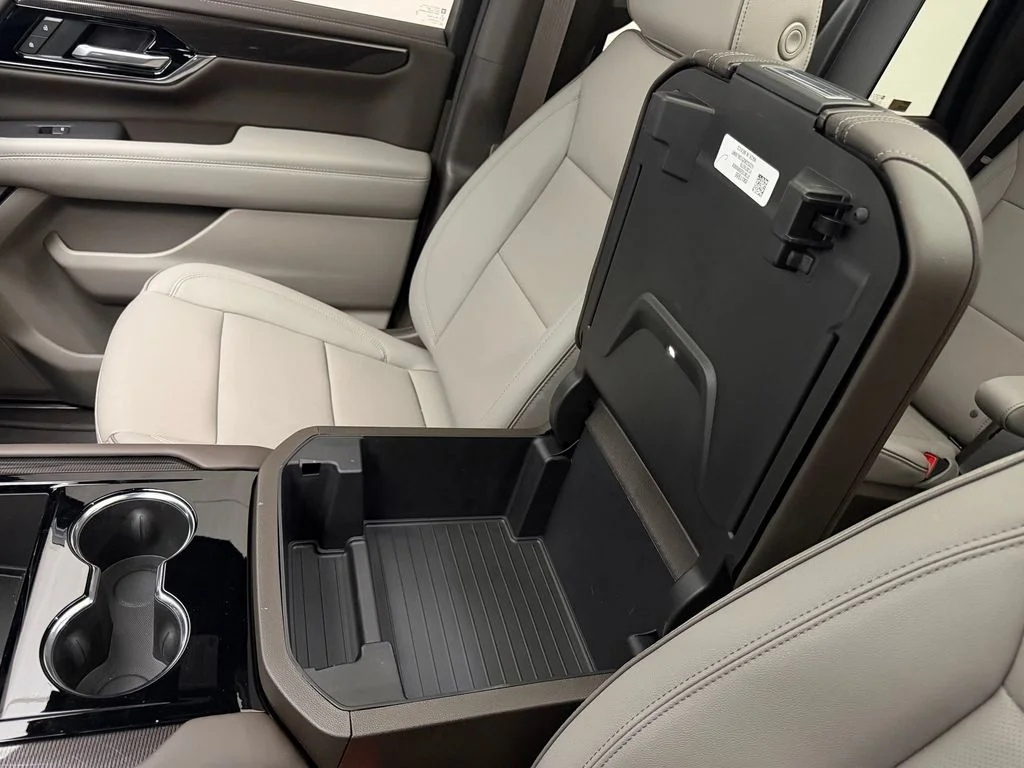 Used 2026 Summit White GMC Elevation image 32