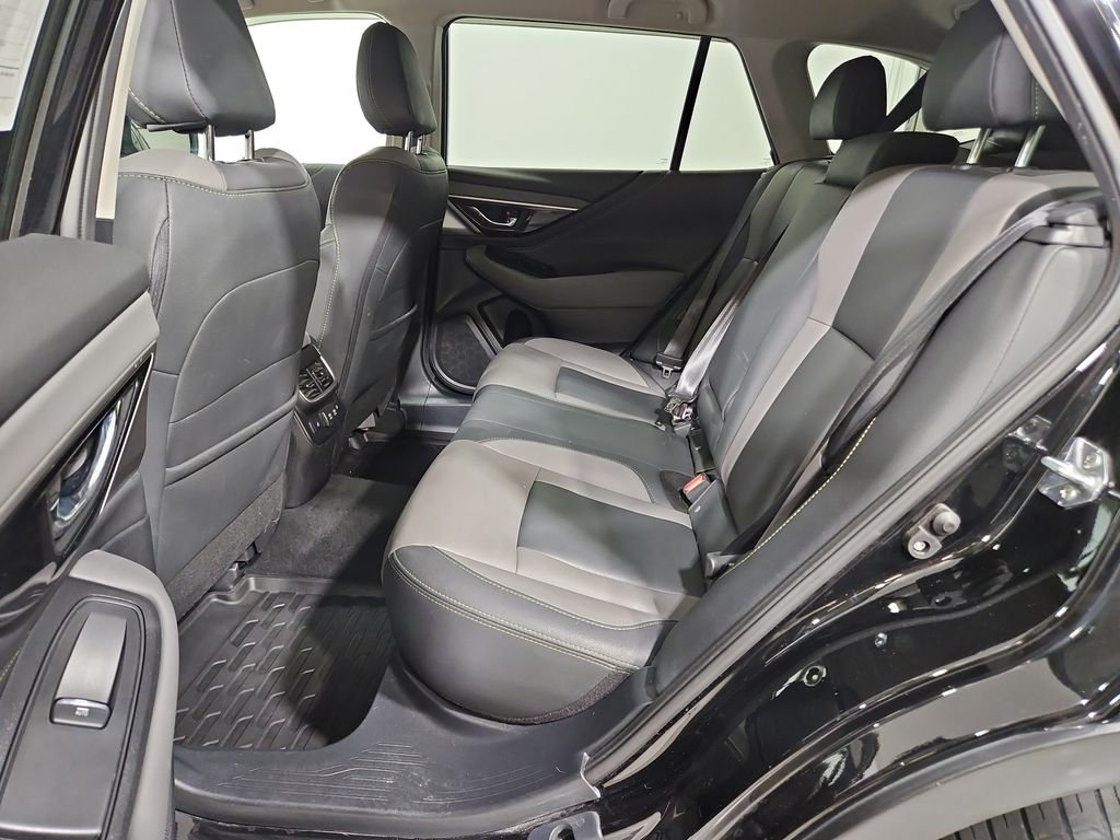 Used 2022 Crystal Black Silica Subaru Onyx Edition XT image 26