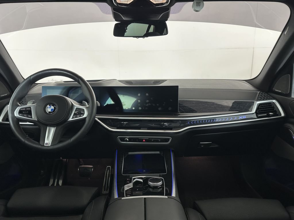 Certified Used 2024 Carbon Black Metallic BMW xDrive40i image 9