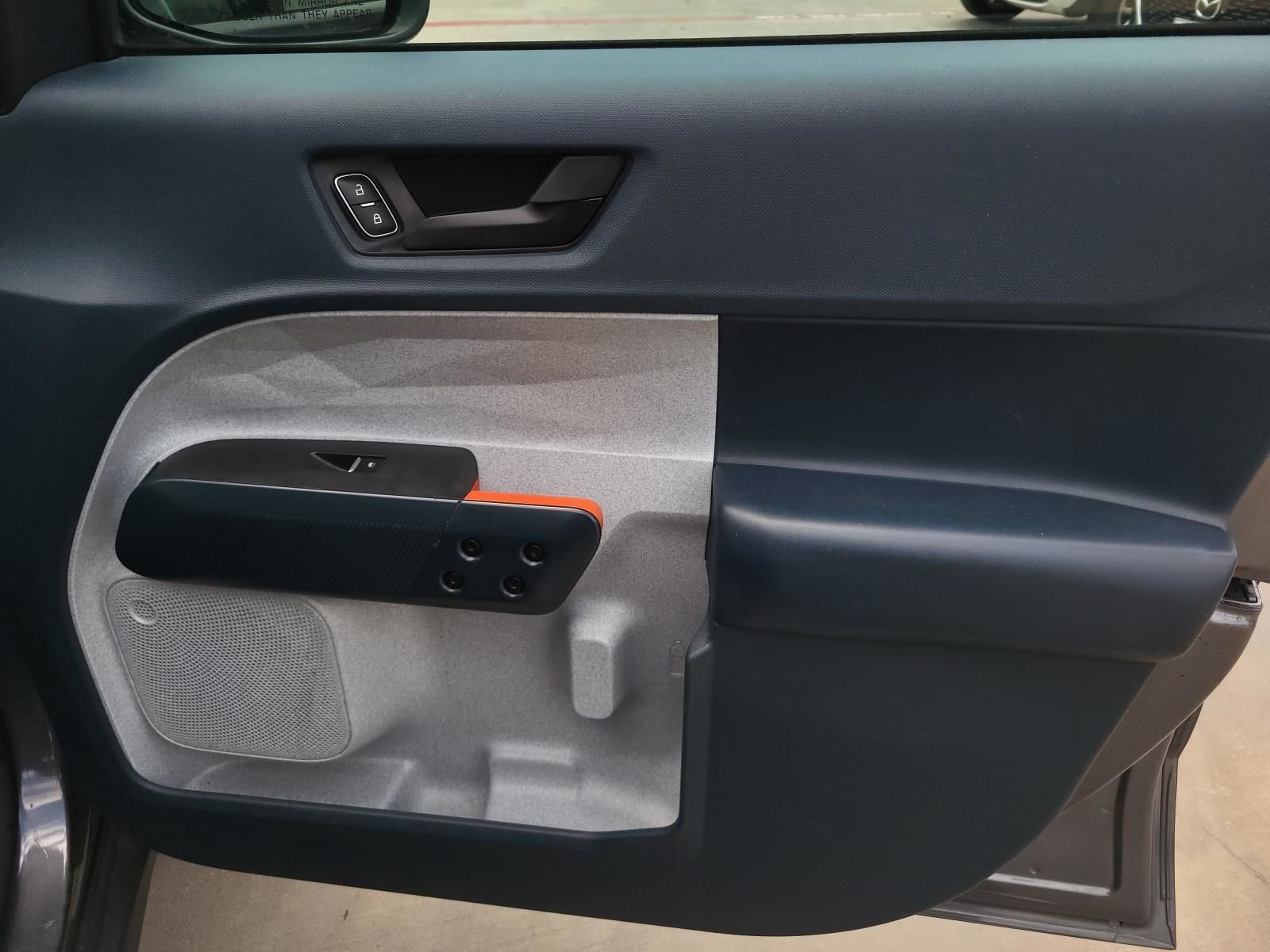 Used 2024 Gray Metallic Ford XLT image 8