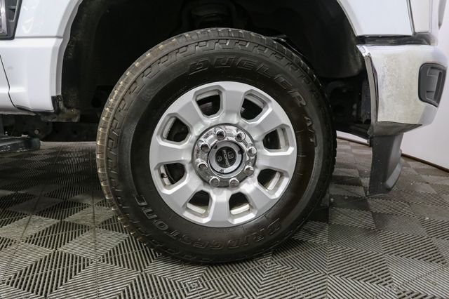 Used 2024  Ford XLT image 12