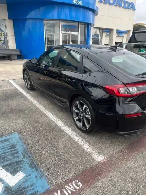 2026 Honda Civic Hatchback Sport Touring - Photo 13
