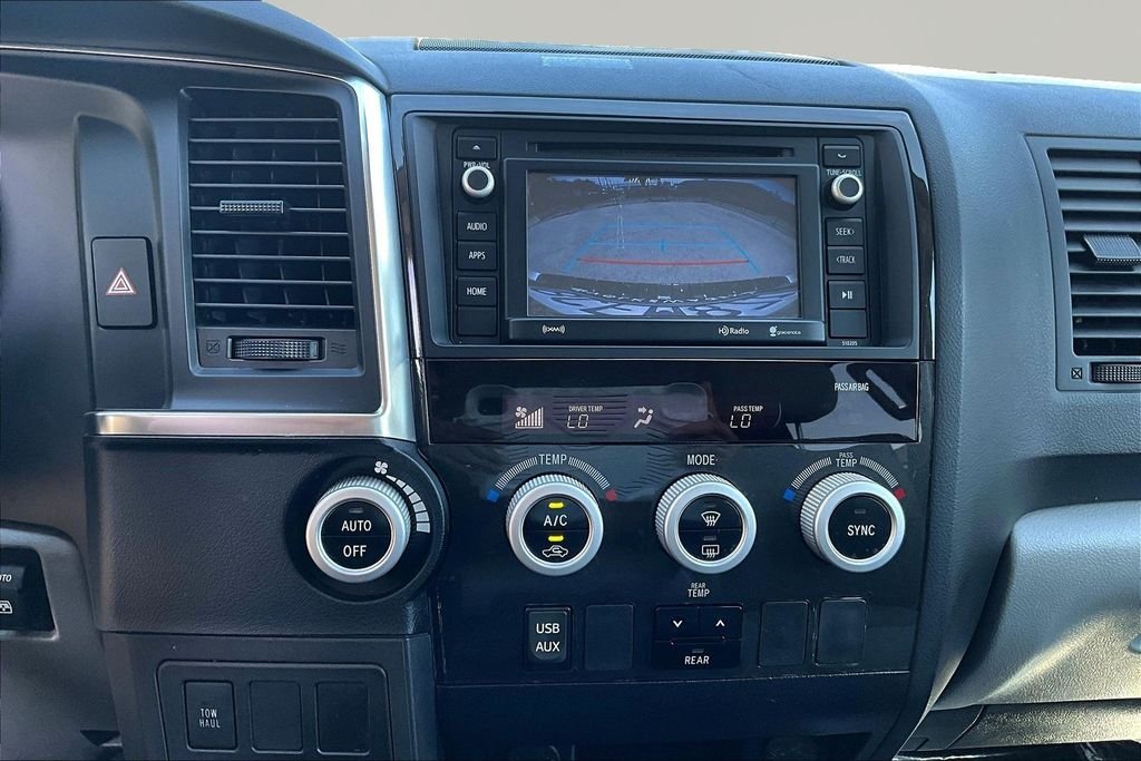 Used 2018 Silver Toyota SR5 image 11