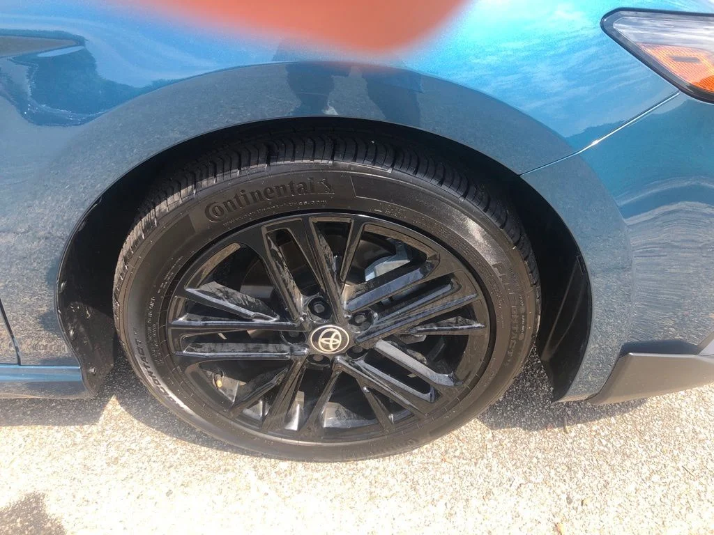 Used 2025  Toyota SE image 9