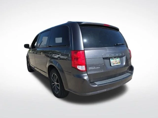 Used 2018 Gray Dodge SE Plus image 7